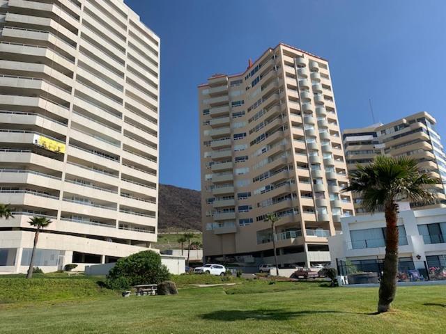 Beachfront Condo W Pools Steps To Beach & Mins To Dt Rosarito Exteriér fotografie